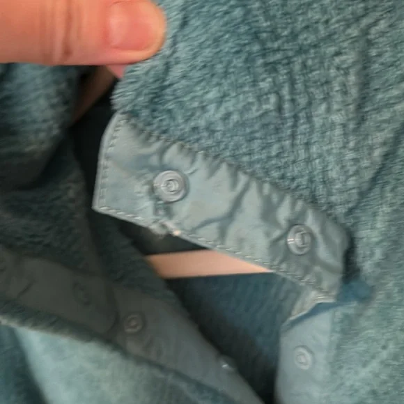 Patagonia Sherpa Fleece Synchilla Sweater M with Damaged Collar - Picture 4 of 7